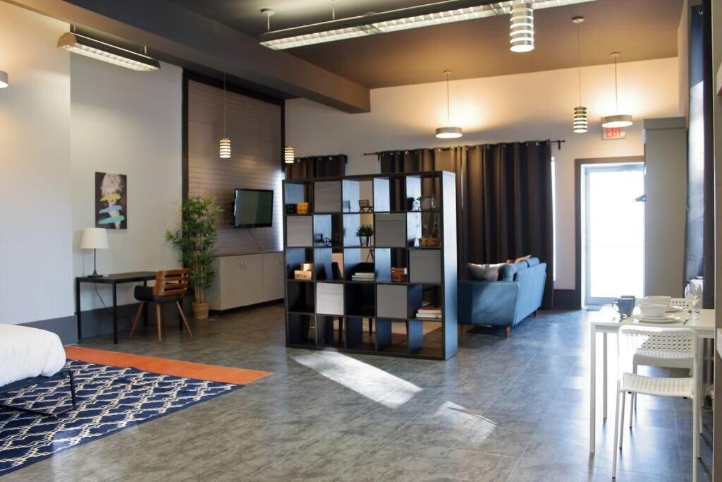 Suite #B, Industrial Styling, Ac هاليفاكس المظهر الخارجي الصورة