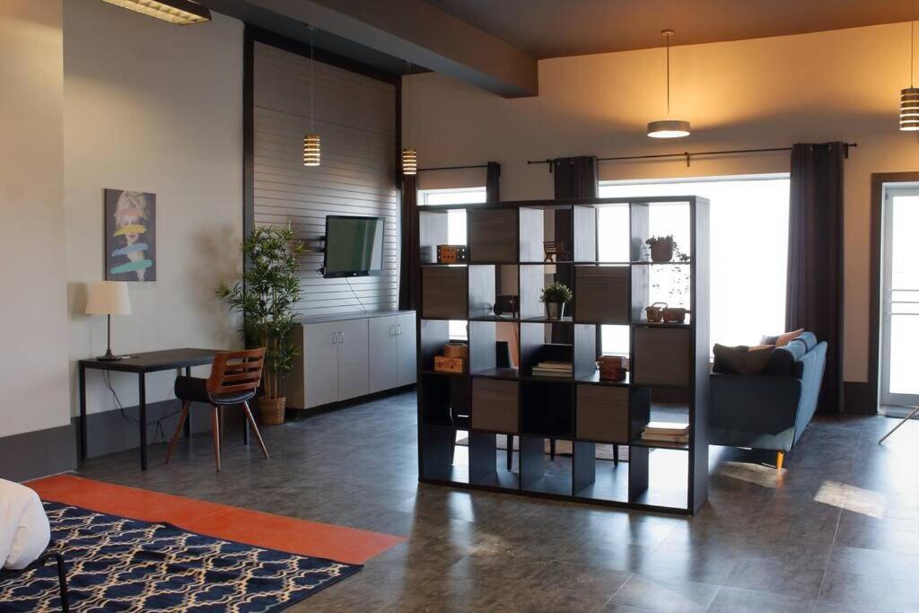 Suite #B, Industrial Styling, Ac هاليفاكس المظهر الخارجي الصورة